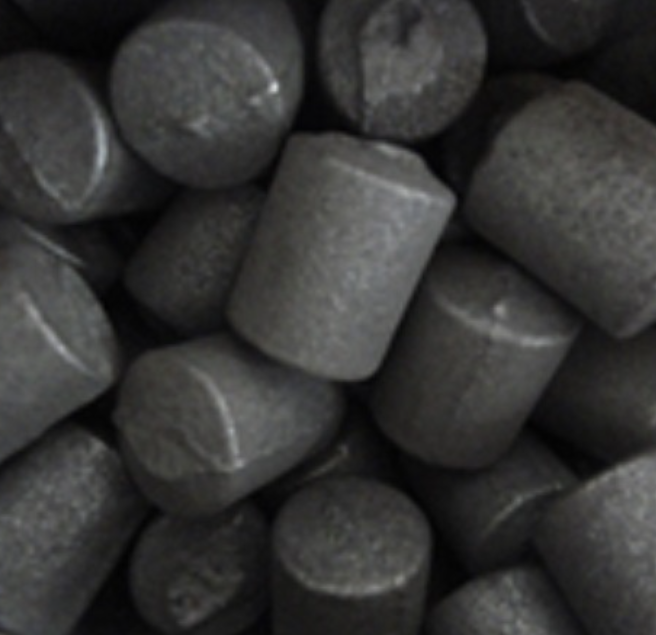 Medium chromium alloy casting and forging