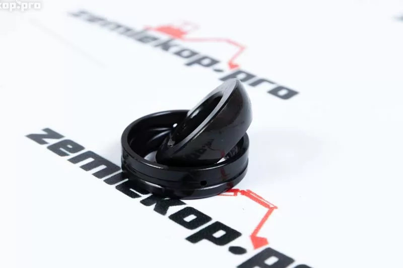 VOE1179400^ Kingpin Bushing Lower/Upper (Axle Number Check) 123726, 9968002, 115714, 3523057M1, 1146